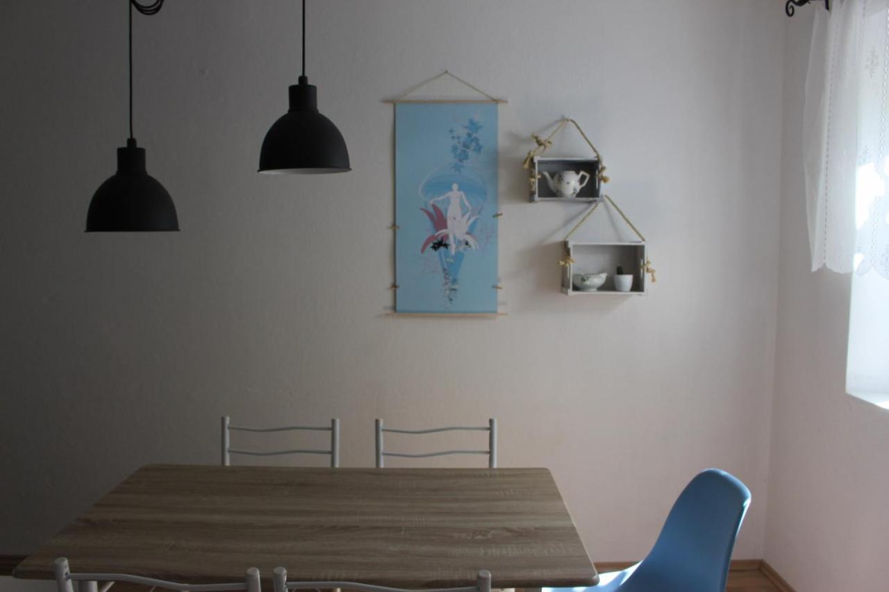 Blue Harbour No. 15 Apartment Veli Iz Exterior photo